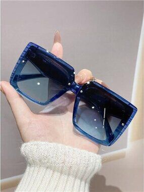 Oversized Gradient Square Sunglasses